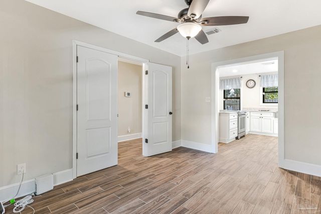 103 Highpoint Dr, Gulf Breeze, FL 32561