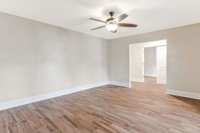 103 Highpoint Dr, Gulf Breeze, FL 32561