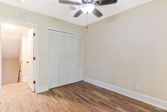 103 Highpoint Dr, Gulf Breeze, FL 32561