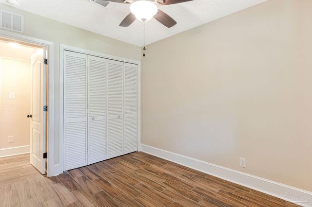 103 Highpoint Dr, Gulf Breeze, FL 32561