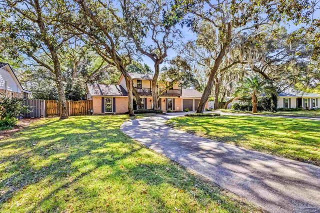 103 Highpoint Dr, Gulf Breeze, FL 32561