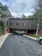 7 PINWOODS Road 5, Hyde Park, NY 12538