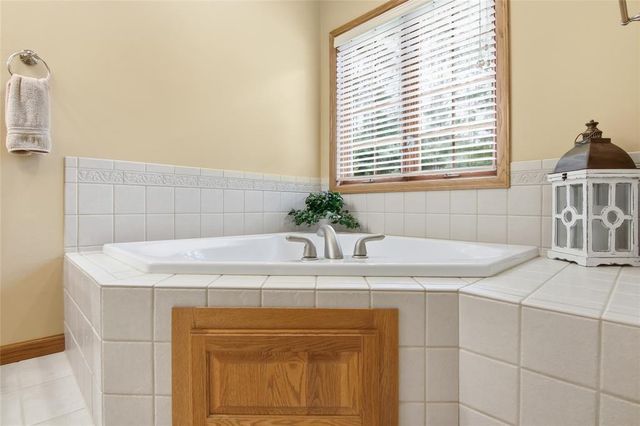 E4400 Pinewood Circle, Eleva, WI 54738