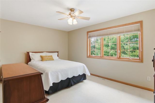 E4400 Pinewood Circle, Eleva, WI 54738