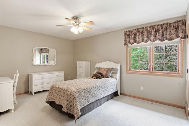 E4400 Pinewood Circle, Eleva, WI 54738