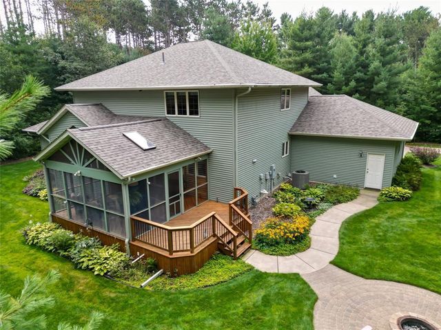 E4400 Pinewood Circle, Eleva, WI 54738