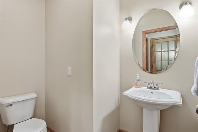 E4400 Pinewood Circle, Eleva, WI 54738
