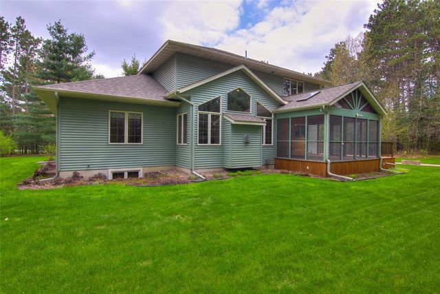 E4400 Pinewood Circle, Eleva, WI 54738