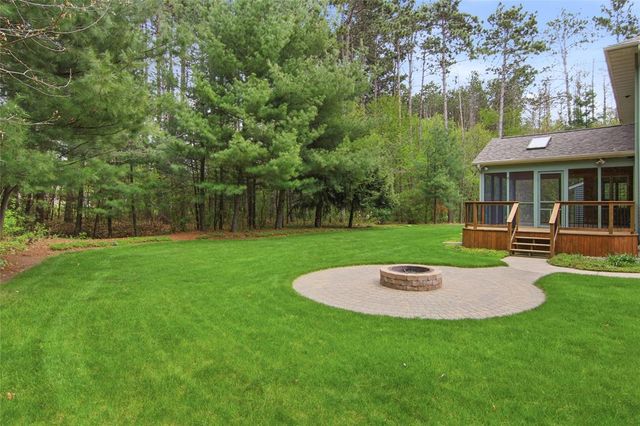 E4400 Pinewood Circle, Eleva, WI 54738