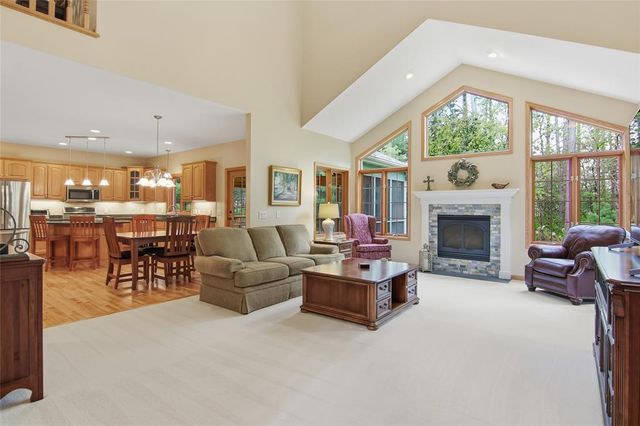 E4400 Pinewood Circle, Eleva, WI 54738