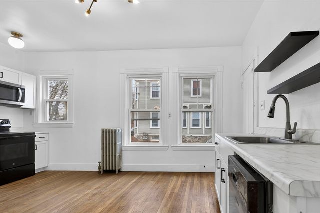 168 Elliot St 1, Newton, MA 02464