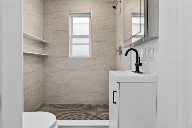 168 Elliot St 1, Newton, MA 02464