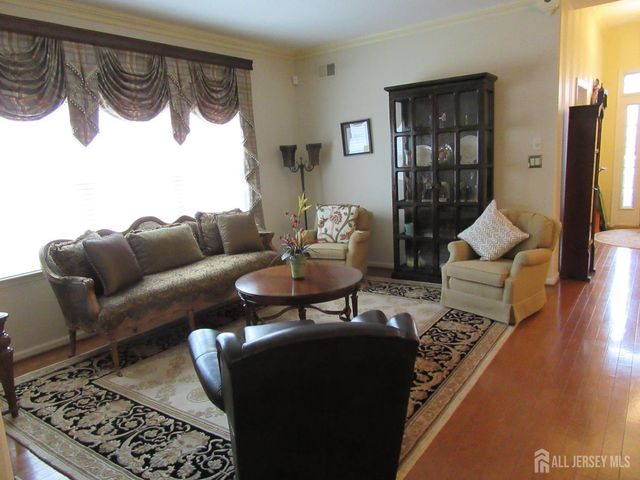 114 Orleans Road, Monroe, NJ 08831