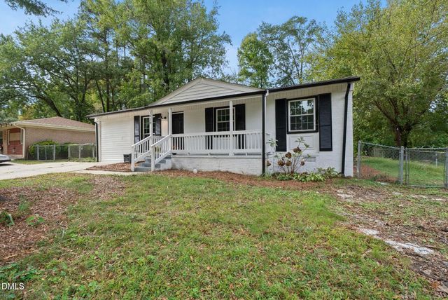 2910 Driftwood Drive, Durham, NC 27707