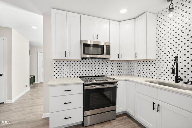 2910 Driftwood Drive, Durham, NC 27707