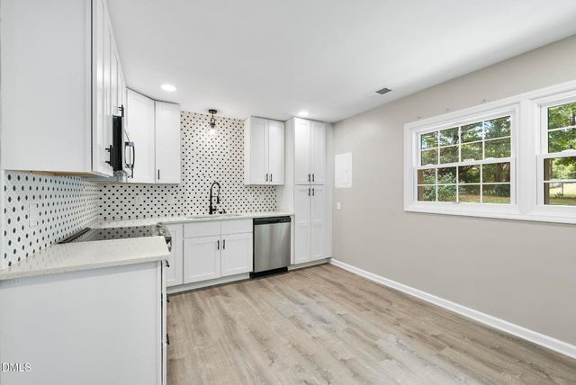 2910 Driftwood Drive, Durham, NC 27707