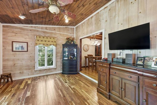3627 Griffin Drive, Gainesville, GA 30506