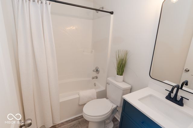 2751 Winding Creek Lane, Greenfield, IN 46140