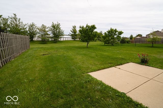 2751 Winding Creek Lane, Greenfield, IN 46140