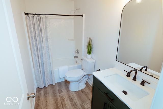 2751 Winding Creek Lane, Greenfield, IN 46140