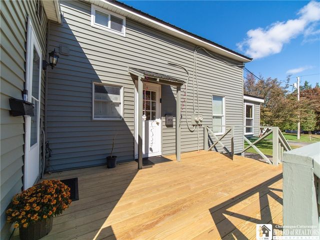 27 Elm Street, Chautauqua, NY 14757