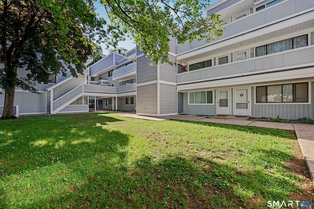 296 Main Avenue 14, Norwalk, CT 06851