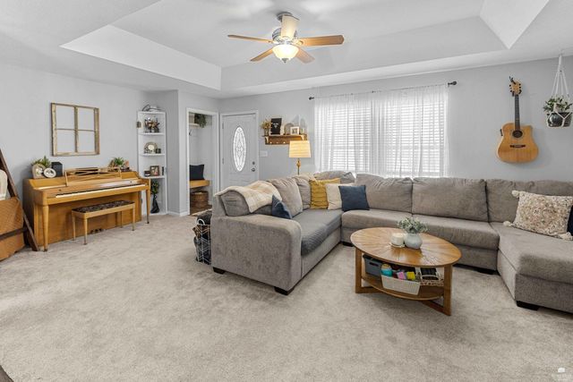 412 Brookway Drive, Manhattan, KS 66502