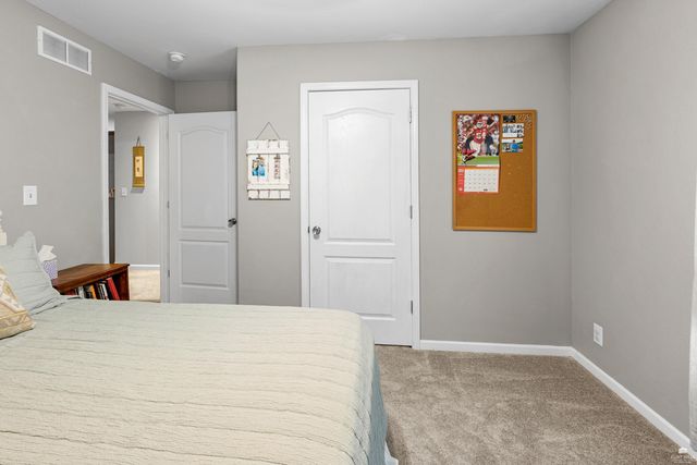 412 Brookway Drive, Manhattan, KS 66502