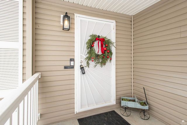 412 Brookway Drive, Manhattan, KS 66502