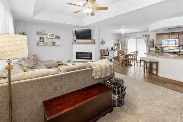 412 Brookway Drive, Manhattan, KS 66502