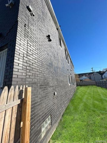 5671 Otis Street, Detroit, MI 48210