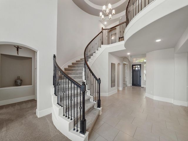 14827 Fall Creek View Drive, Humble, TX 77396