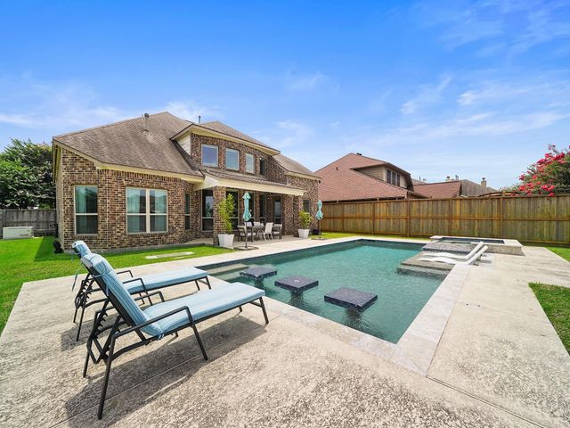 14827 Fall Creek View Drive, Humble, TX 77396