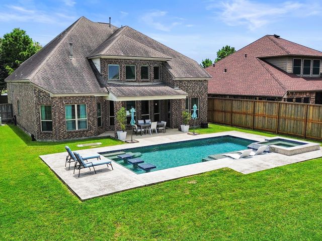 14827 Fall Creek View Drive, Humble, TX 77396