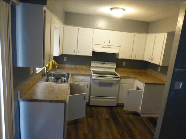 197 HIGHLAND ROAD B, Tarpon Springs, FL 34689