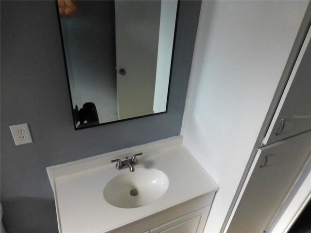 197 HIGHLAND ROAD B, Tarpon Springs, FL 34689