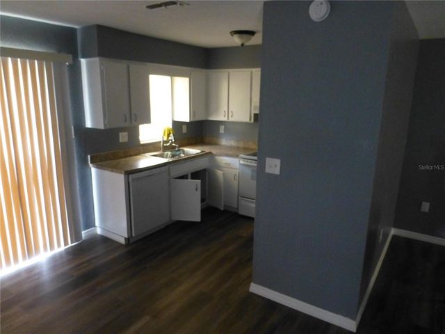 197 HIGHLAND ROAD B, Tarpon Springs, FL 34689