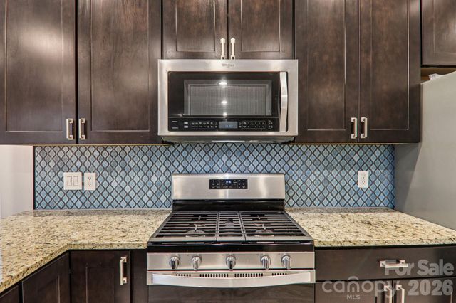 29 Saddle Top Road, Flat Rock, NC 28731