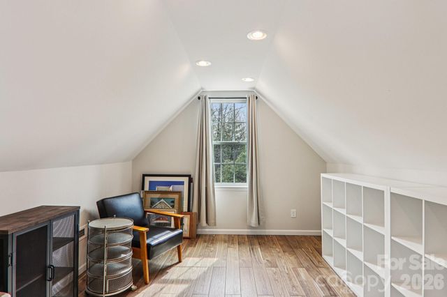 29 Saddle Top Road, Flat Rock, NC 28731