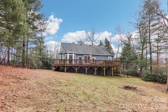 29 Saddle Top Road, Flat Rock, NC 28731