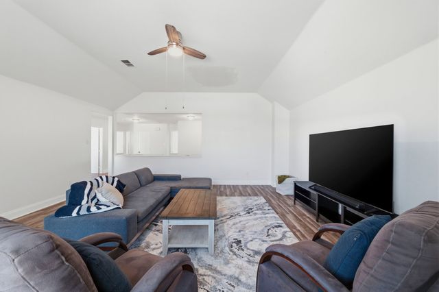 4943 Sunset Ridge Drive, Fort Worth, TX 76123