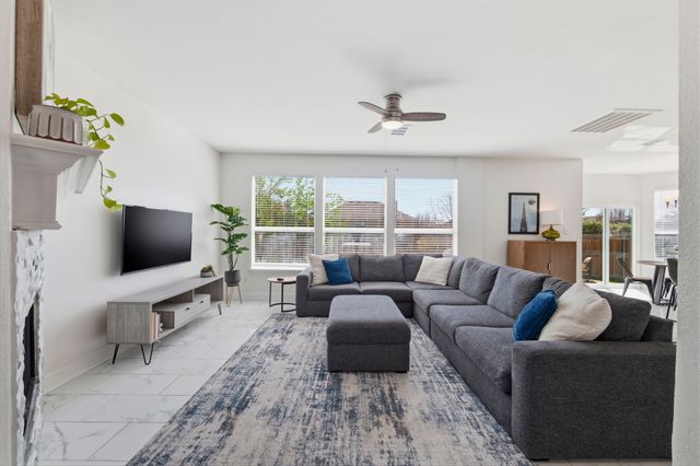 4943 Sunset Ridge Drive, Fort Worth, TX 76123