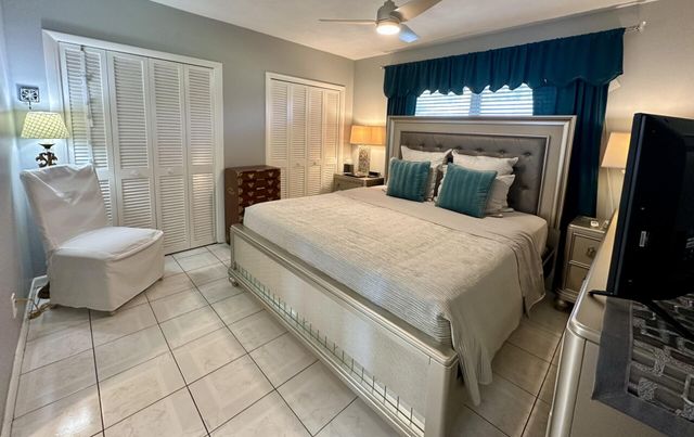 1001 NE 8th Avenue 102, Delray Beach, FL 33483