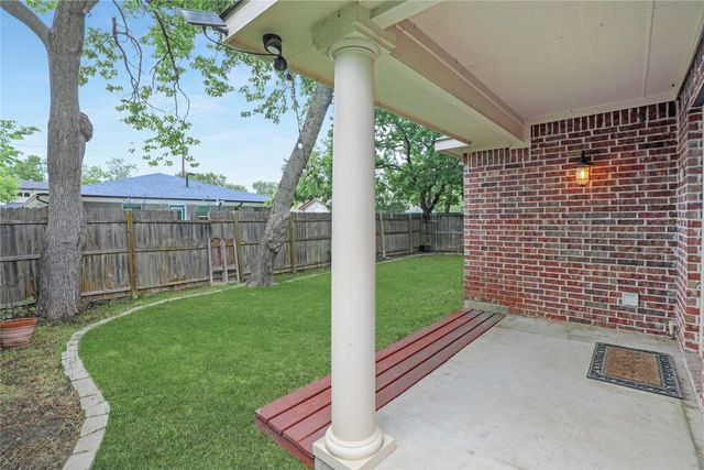 1006 Hall Street, Mckinney, TX 75069