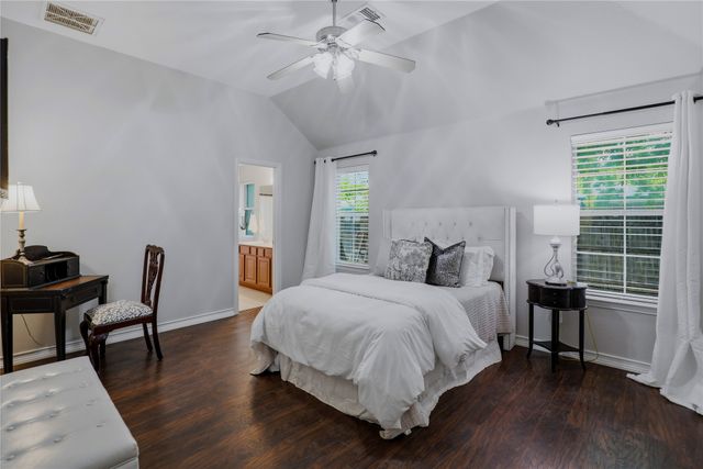 1006 Hall Street, Mckinney, TX 75069