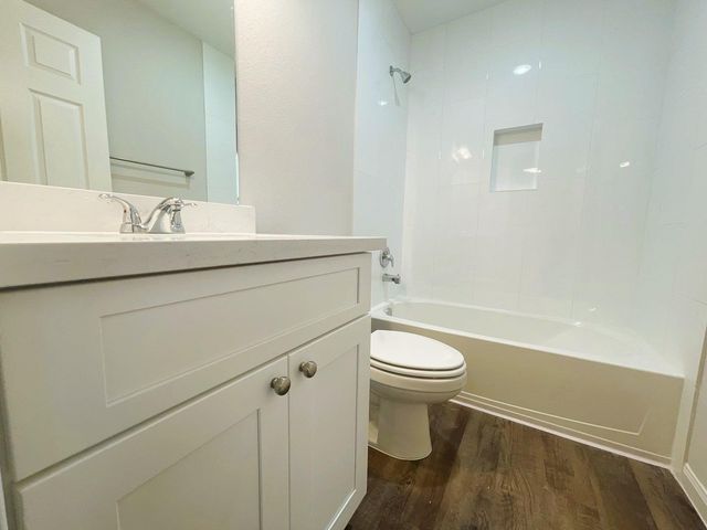 350 Road 5105, Cleveland, TX 77327