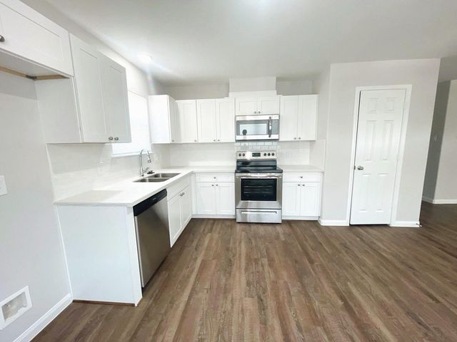 350 Road 5105, Cleveland, TX 77327