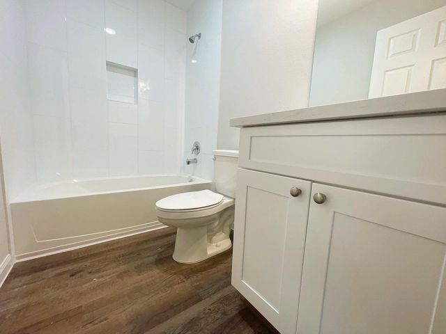 350 Road 5105, Cleveland, TX 77327