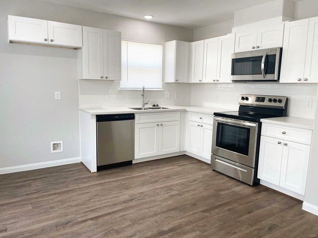 350 Road 5105, Cleveland, TX 77327
