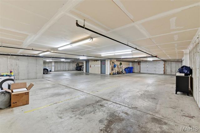 6404 Cates Avenue 2W, University City, MO 63130